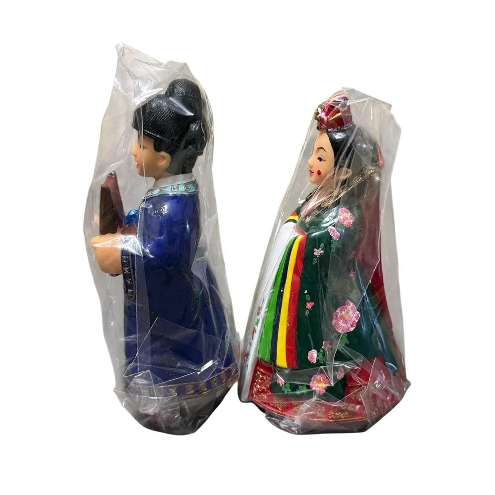 Danisl Art Gallery Korean Wedding Couple Figurine Hanbok Hand Painted